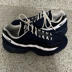 Nike 95’s.  Good condition.  On insoles.  No box.  Only can ship on Fridays